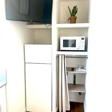 Апартаменты 30m2, Parking, 2 Pers, 10 Min D'aurillac *